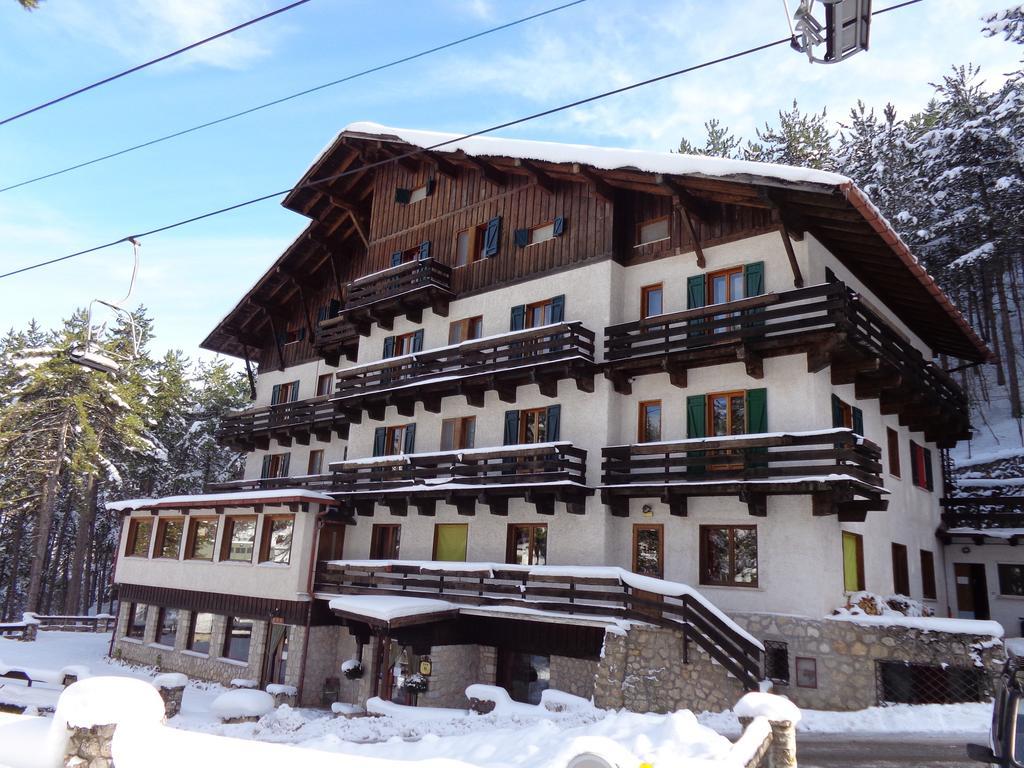 Hotel Garni Mille Pini Scanno Ngoại thất bức ảnh